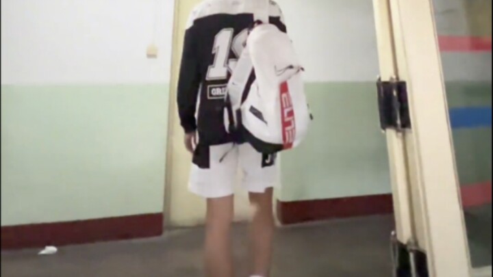 Smart furniture arrives on campus, and students are amazed by the high-tech! #SmartHome #CollegeLife