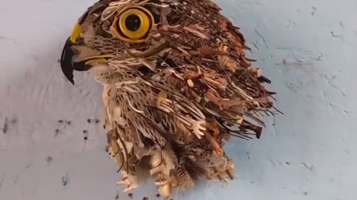 ศิลปินไหนกันเล่าจะไม่บ้า?