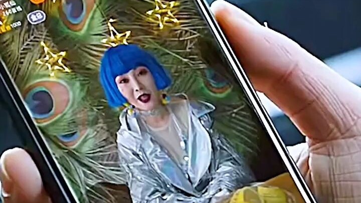 “Dark humor and absurdity: Dapeng jokes this is ‘You in Your Middle Ages’!”