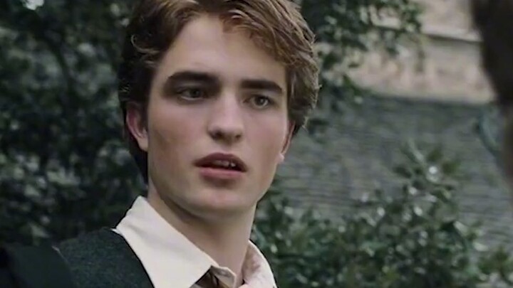 Selamat kamu telah menjadi anggota akademi yang paling ramah, paling jujur, dan paling tangguh!