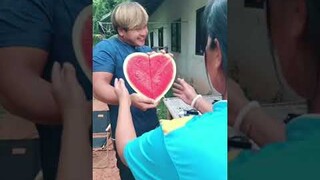 โอโห้ลูกนนท์🍉 #หวานเจี๊ยบ #พี่นนท์พากิน #ฝากติดตาม #ช่องยูทูป #ครอบครัวเอ็นจอย #เอ็นจอยคับผม #แตงโม