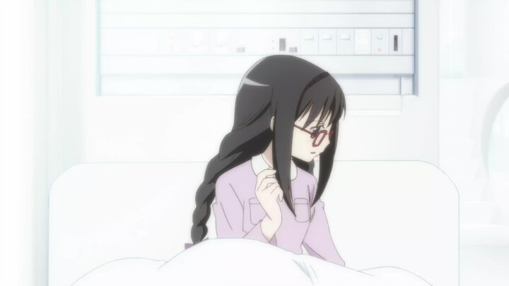 Homura Akemi đã mơ thấy một cô gái phép thuật