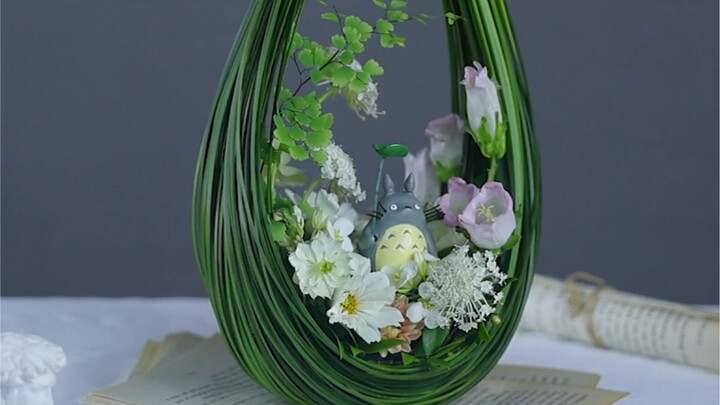 Hoa nghệ Amia | Cắm hoa chuông gió bằng cỏ cứng sáng tạo