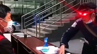 "الإمبراطور الثامن"