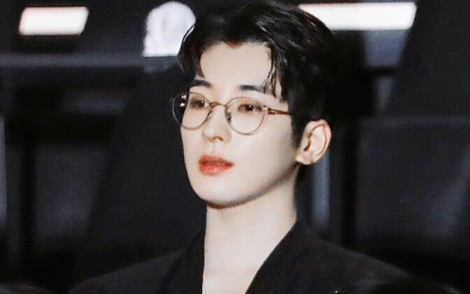 【全圆佑】队内唯一一个凭几秒视频上世界趋势+14个国家趋势+两个wb热搜