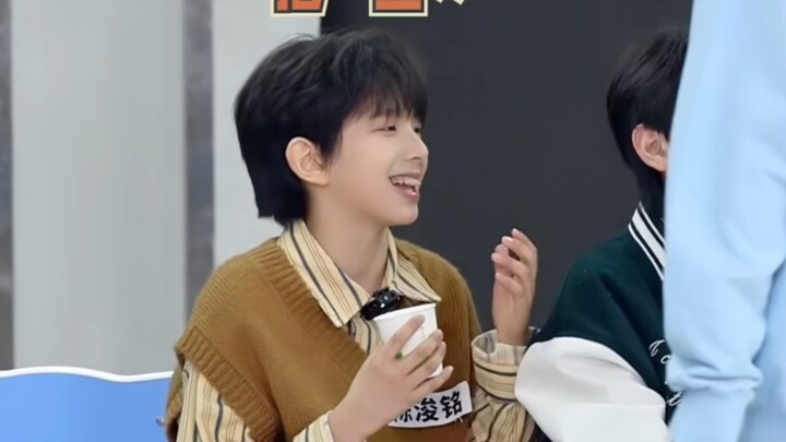 【เฉินจุ่นหมิง】พี่ๆ พวกพี่หลอกลวงเสี่ยวจุ่นหมิงของเราแบบนี้เหรอ