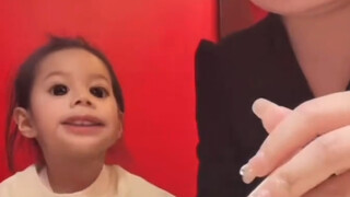 ลูกเป็นคนเข้าสังคมเก่ง แม่กลับขี้กลัว