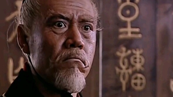 Putra Mahkota Liu Ju Melarikan Diri ke Rakyat dan Dipaksa Bunuh Diri dengan Gantung Diri