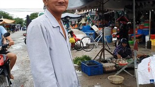Bác 2 Và Chú Út Đi Chợ Mua Cá Trạch Bùn Về Khô Nghệ Cho Bữa Cơm Chiều Miền Quê