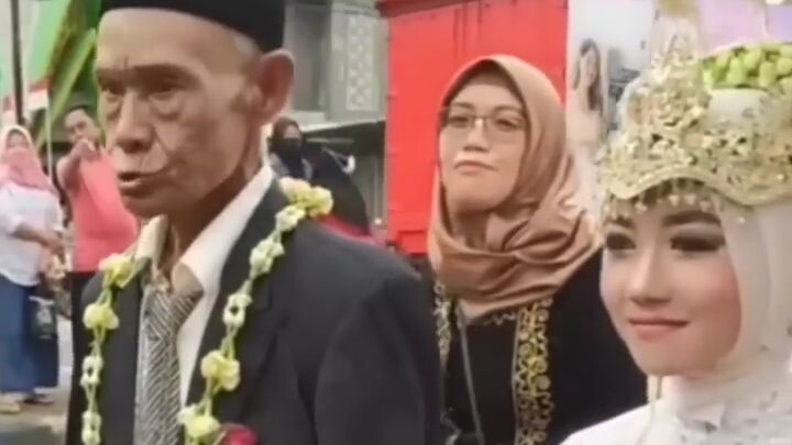 seandainya ini bukan karnaval 😭 tenang tenang...