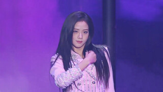 Video fancam Jiso "DDU-DUDDU-DU" concert Seoul, đẹp đến mức khó thở