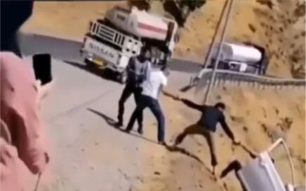 لحظة مثيرة! بفضل الأخ الطيب