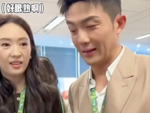 Does Tong Yao already know Li Zefeng’s famous paparazzi? Li Zefeng may seem dismissive on the surfac