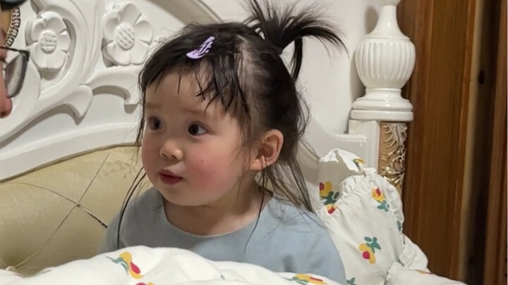 想跟小姨睡觉（想偷看小姨手机）
