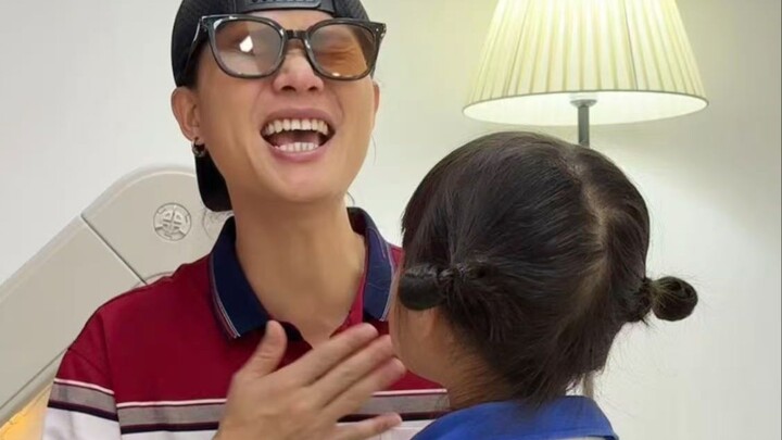 How Suffocating Are “Hypocritically Open-Minded” Parents?