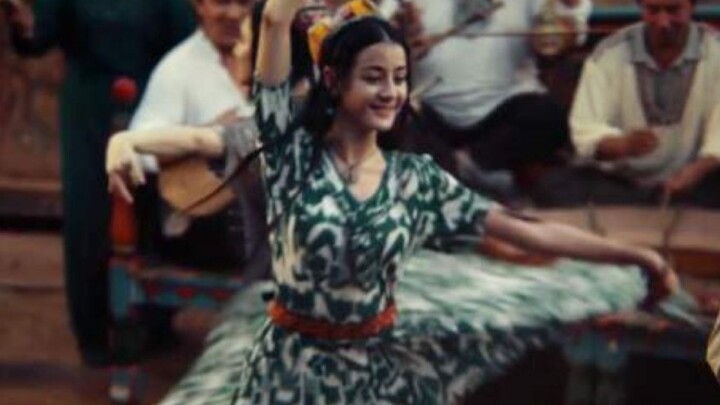 当年索尼能想到，只有几秒镜头的小姑娘会成为顶流吗