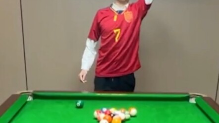 Bóng đá sân golf