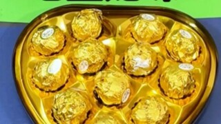 Người ta nói rằng viên sô-cô-la tròn này có thể tạo ra bảy ngôi sao. Một anh chàng đẹp trai đã thử n
