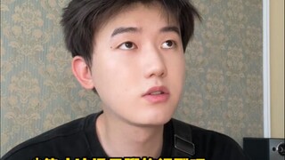 أحيانًا يكفي أن يبقى المرء هادئًا وساكنًا، حتى الحزن يصبح متعة.