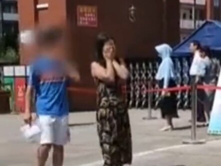 Waduh, peserta ujian masuk sekolah menengah atas yang terlambat tak kalah banyak dari peserta ujian 