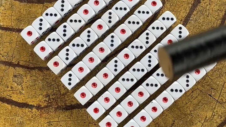 目光所致，皆为华夏…
