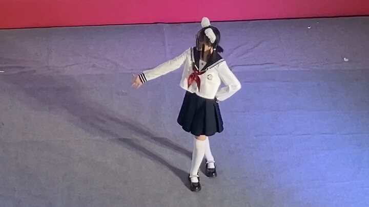 13-year-old's first time climbing a stage