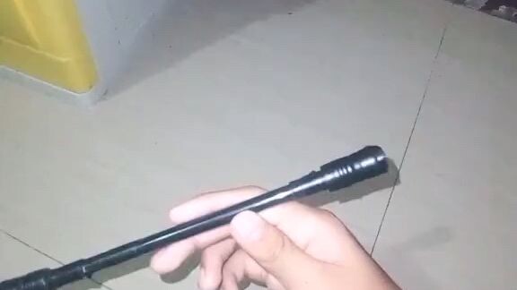 pen spinning tutorial.