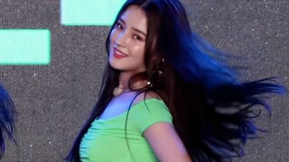What is "Jade Makeup"? MOMOLAND - I'm So Hot: Nancy Straight Shot with Subtitles 190810