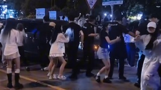 追星小剧场之肉身拦车