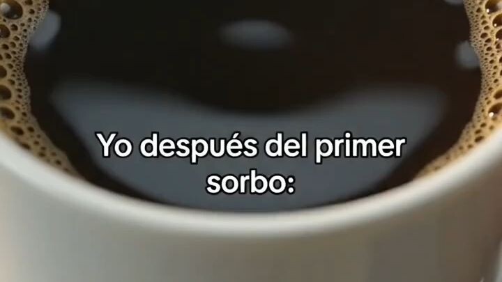 yo, farmeando aura con mi café de la mañana. Me, farming aura with my morning coffee.  Maova