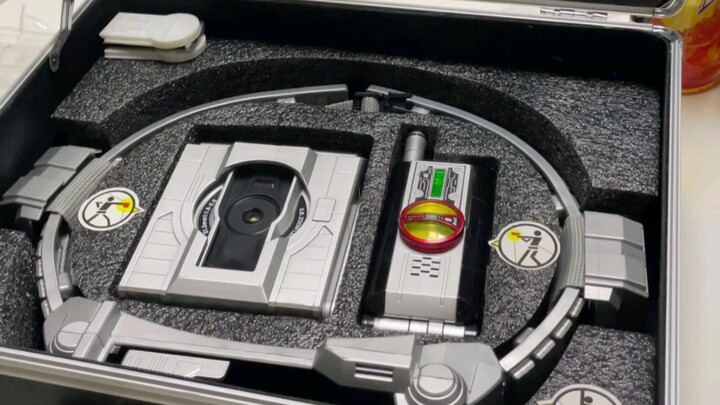 They always say that my old flip phone has a defect. Can you help me check it out for free?