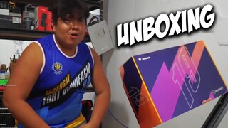 NEON SWAG UNBOXING! | VALORANT