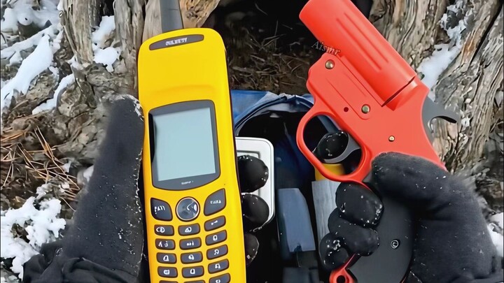 Trapped on the Aotai Trail, you stumble upon hidden supplies—so which one will you choose? ASMR