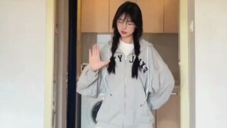 Jika Anda menyukai pakaian tari, Anda dapat mengikuti saya