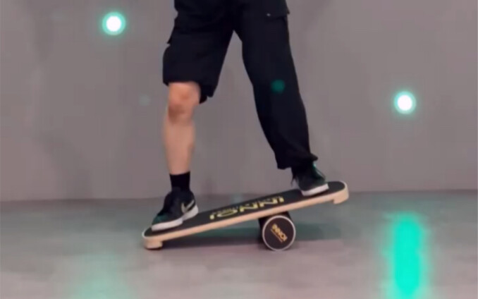 【WAACKXXXY】Is this the new way to practice balance? (狗头)丨BGM: after like
