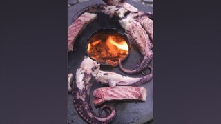 Piknik barbeku steak daging sapi salju + gurita super besar, efek visualnya cukup bagus, sangat meng