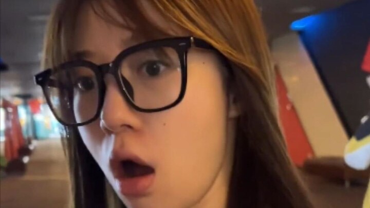 《 ทำให้ตัวเองอับอายเสียเอง 》