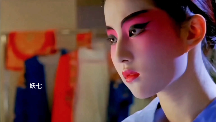 【Liu Yifei】Wow! With this look, she’d be all over the trending charts today—she’s absolutely stunnin