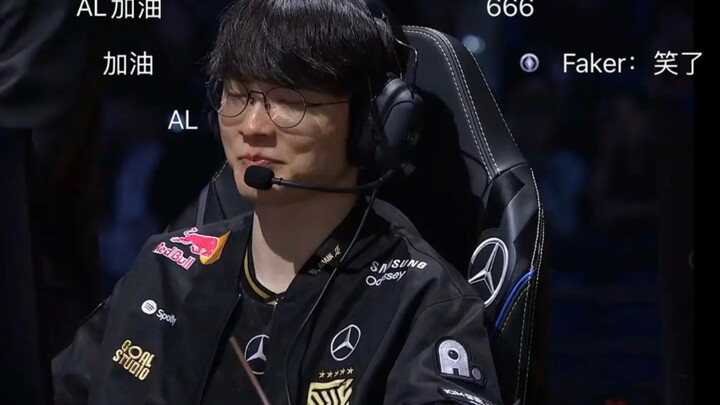 Faker nhắm mắt mời được Slacky, ngay trận thứ năm đã bật cười luôn!