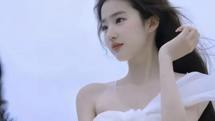 ชัดเลย คนที่เกิดมาพร้อมดวงเฮงแบบนี้แก้ยังไงก็ไม่ได้ #หลิวอี้เฟย #ตี๋ลี่เร่อปา #หยางมี่ #ฉากเด็ด #ช่ว