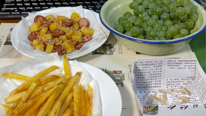 العنب الذي زرعه خالي حامض لدرجة إنني أرتجف من مكان واحد!