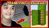 PRANK MOMON LAGI GUYS !! KALI PAKAI PINTU RAHASIA !! Feat @sapipurba Minecraft