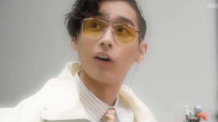 Tembakan yang disusun dengan baik di Kamen Rider (Reiwa Chapter)