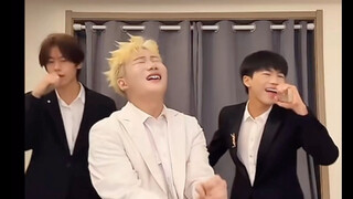 The super moderator watched Wang Bian mooing like a cow for a full minute before reluctantly banning