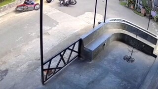 kecelakaan beruntun#reactionvideo #lucu #videolucu #fyp #jowo #wongjowo #cctv #jalanan