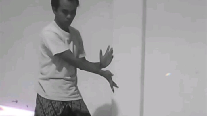 Tarian silat mematikan
