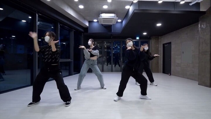 LISA-MONEY-ทำไมผมนี้สะบัดอย่างแรง!