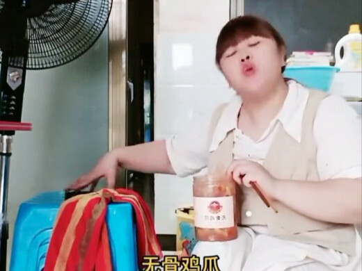 รวมคลิปฮากระจายของครอบครัวไร้กระดูก