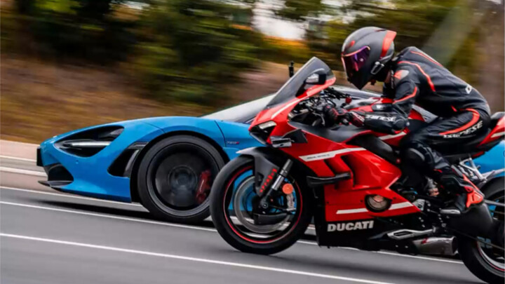 Kejutan untuk pemiliknya: McLaren 720s / Ducati V4