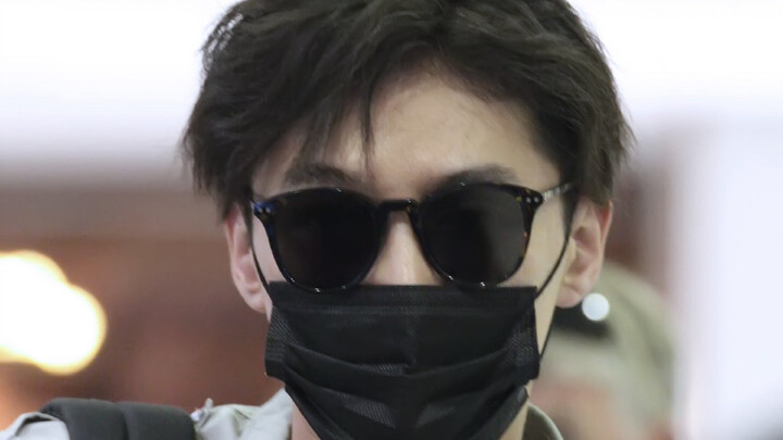 [Hugo Hu] You’re not just messing with my hair—you’re messing with my heart! \(^O^)/
